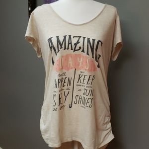 🎉HP🎉 Old Navy maternity shirt, size xl